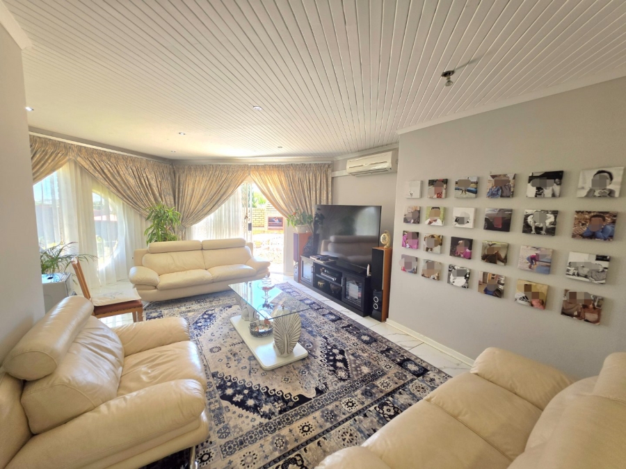 4 Bedroom Property for Sale in Panorama Free State